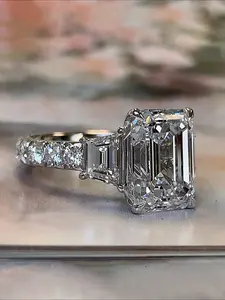 1 PC Fashionable Glamorous Rectangular trapezoidal Rings For Women Fashion Jewelry For Festival Party Daily Clothing Decor Trendy Exquisite Wedding Engagement Promise Ring Ladies All-match Anniversary Party Birthday Valentine's Day Gift For Girlfriend