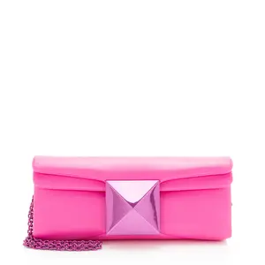 Pre-owned Valentino Lambskin Clutches & Wristlets One Stud Clutch