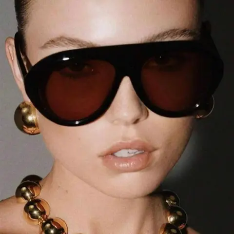 Unisex Vintage Trendy Casual Sunglasses, Summer Trendy Sunglasses, Retro Large Frame Sunglasses, Fashionable Sunglasses for Women & Men for Everyday Use and Outdoor Activities Styling Sunglasses, Trendy Shades, Stylish Sunglasses