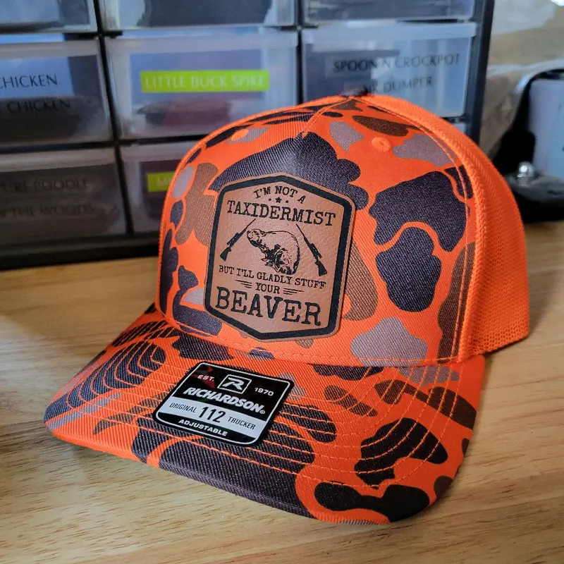 Richardson Model 112-168 Flat Bill Trucker Hat - Unisex Adjustable Sassy Graphic Streetwear Casual Cap, Taxidermy Joke Slogan "I'm Not A Taxidermist But I'll Gladly Stuff Your Beaver", Camo Print Lettering Fashion Accessory, Sassy Graphic Hats