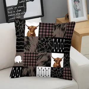 Highland Cow & Buffalo Plaid Patchwork Throw Pillow, Rustic Farmhouse Cushion, Western Arrow Decor Accent Pillow (Includes Pillow Core), Country Style Decor for Teens & Sofa & Bedroom