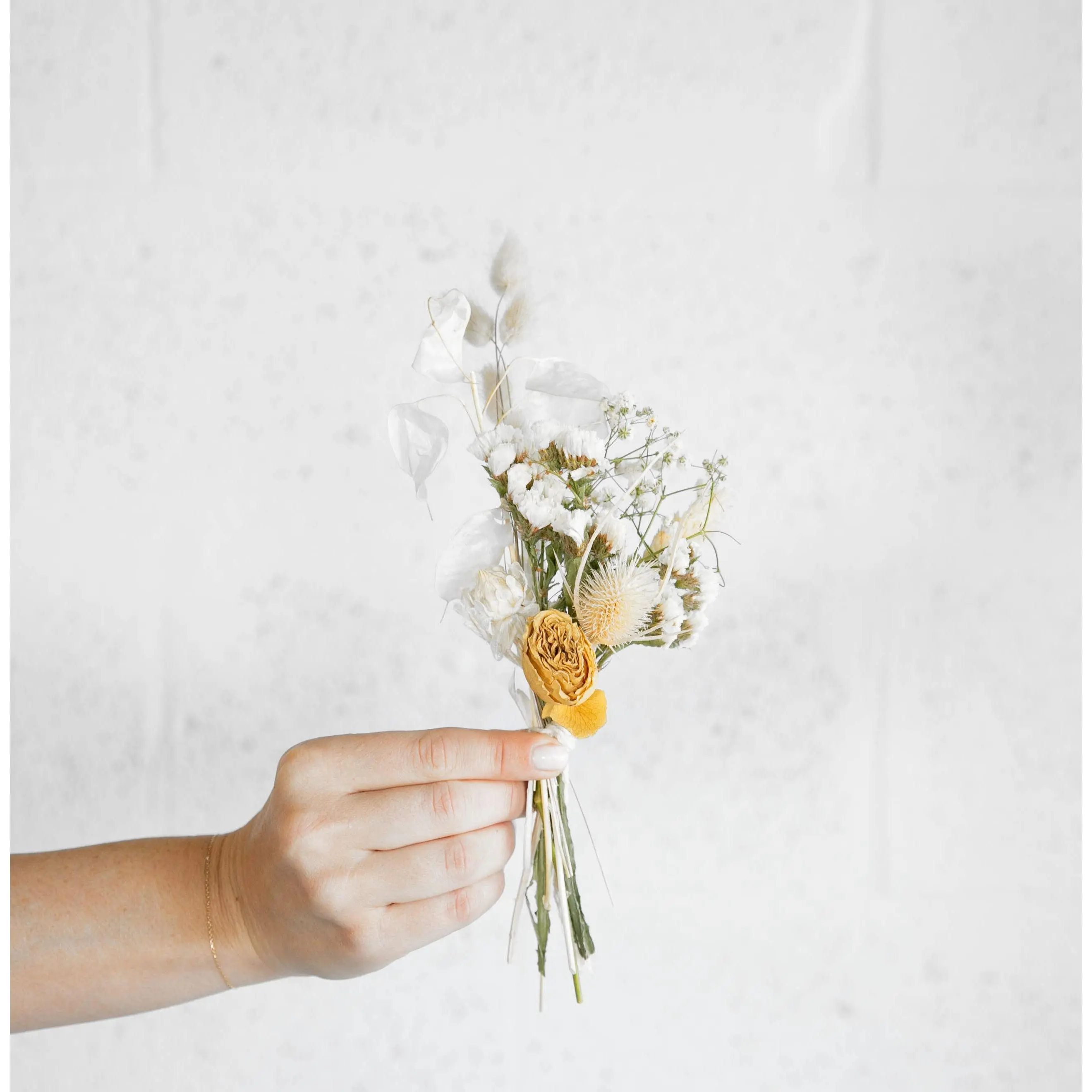 Small Dried Flower Bouquet - White