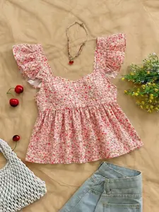Women's Ditsy Floral Blouse, Sweetheart Neckline, Ruffle Sleeves, Casual, Fitted, Cute Summer Top, Garden Style Vacation Wear Shirts