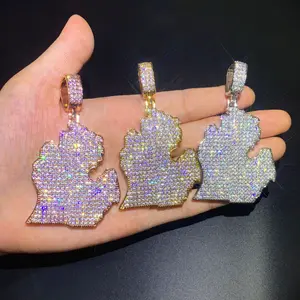 Hiphop Jewelry High Quality New Map Pendant with Zircon Necklace Iced out Link Chain For Unisex Party Gfit