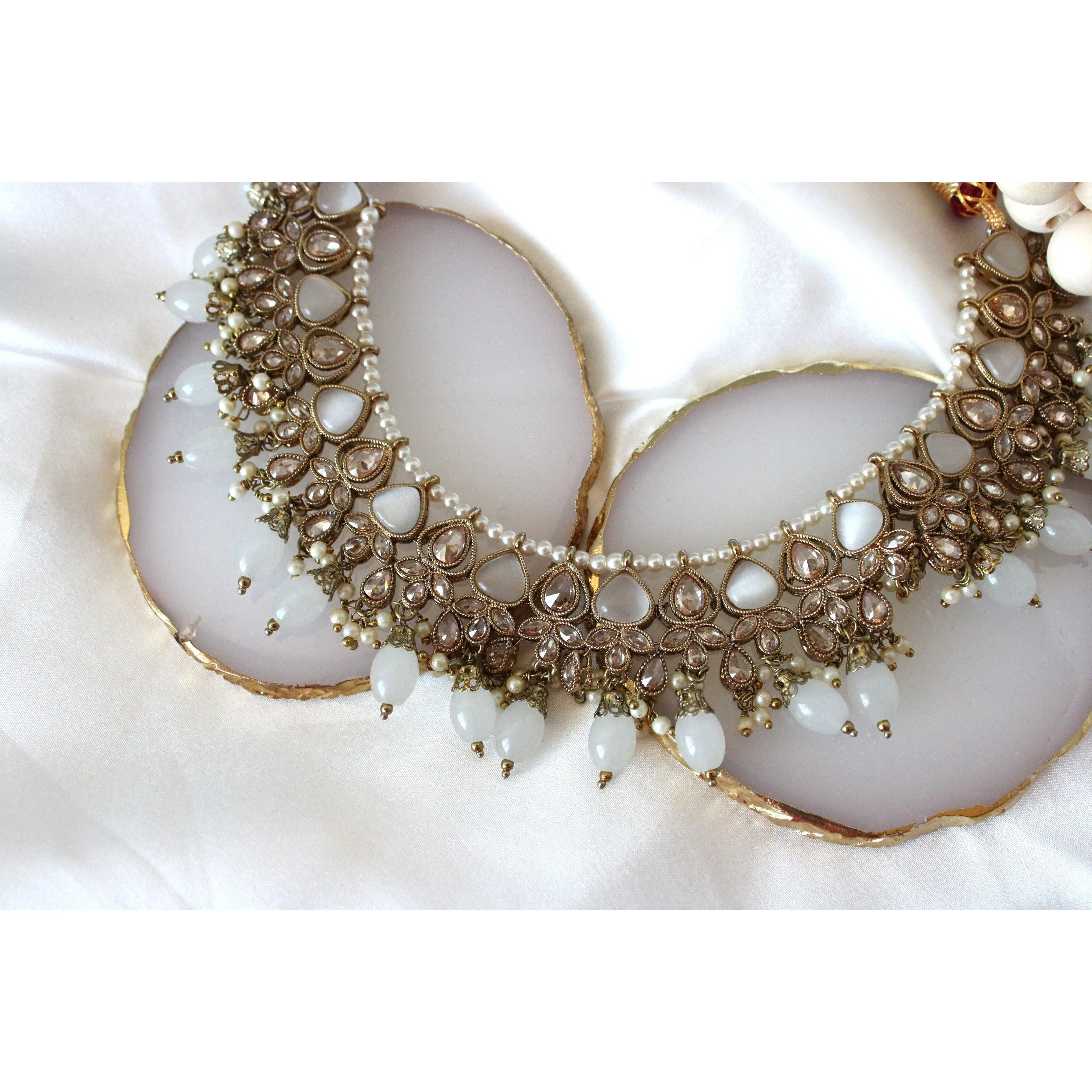 BAAZ &nbsp; - GREY AND MULTI POLKI SET WITH EARRINGS AND TIKKA