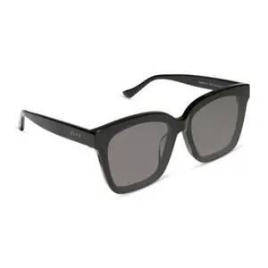 Meredith ll Black + Grey Sunglasses