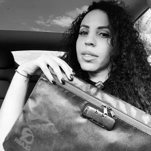 QLASH Fireproof Document Bag with Water Resistant Zipper, Important Document Organizer & Money Bag for Home Office, Large Storage Pouch for Cash, Passport, Legal Documents (Bolsa para Documentos y Dinero)