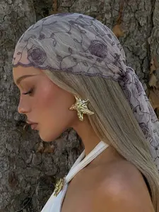 Women's Lace Elegant Fashion Headscarf, Floral Embroidered Scarf, 80x80cm Beach Sun Protection Towel, Daily Wear Accessory, Stylish and Comfortable