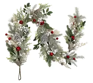 Northlight Pinecones and Berries Christmas Garland 6' x 8"