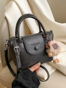 Women's New Letter Decorative Practical Handbag, Casual Trendy Purses, Stylish Handbag, Single Shoulder Crossbody Bag, Ideal for Daily Use, Dates, Dinners, Gift Hanging Charm