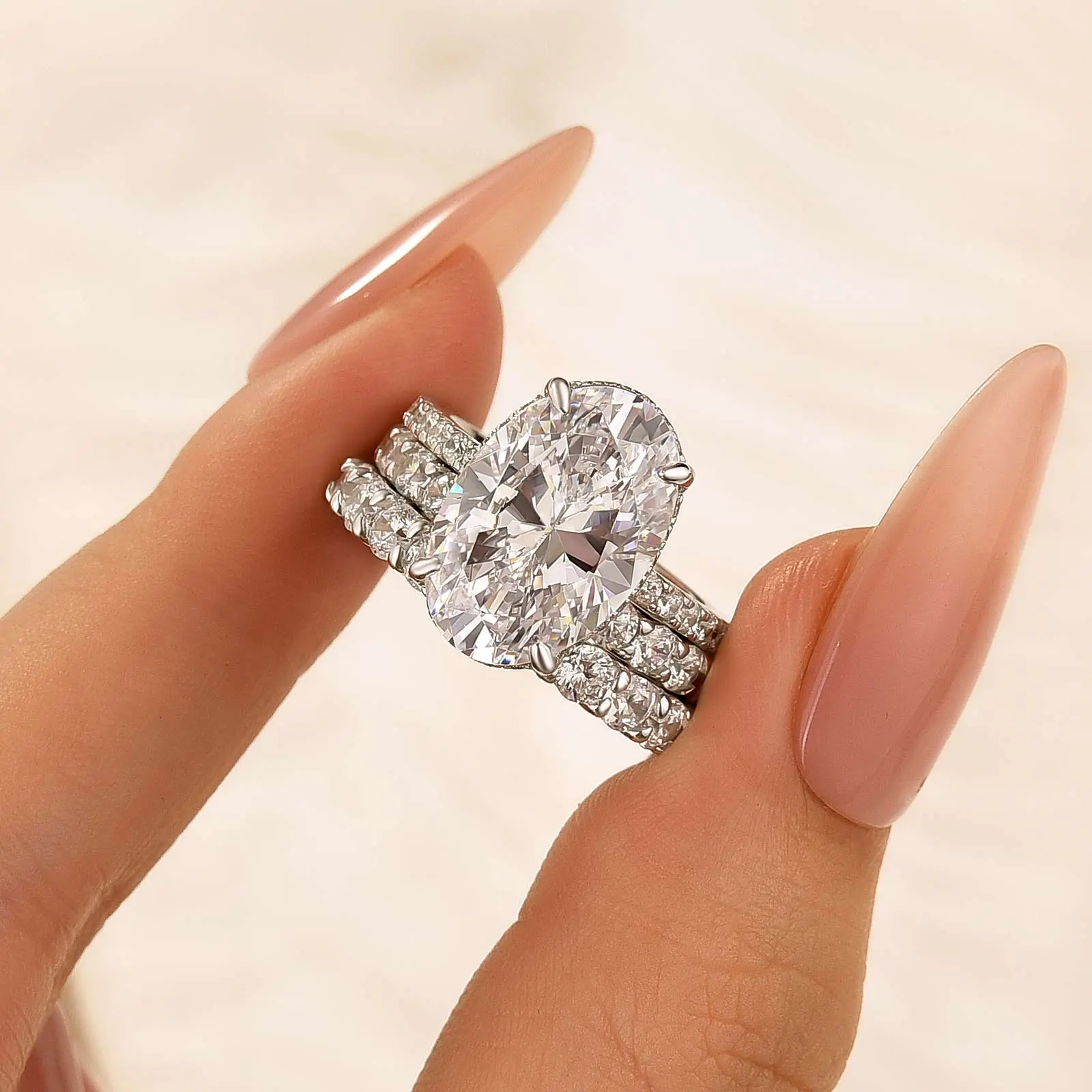 MAXINEJEWELRY 6.0ct Oval Cut 5A Cubic Zirconia Solitaire 3PC Engagement Ring Set - Women's Bridal Wedding Jewelry for Proposal, Anniversary