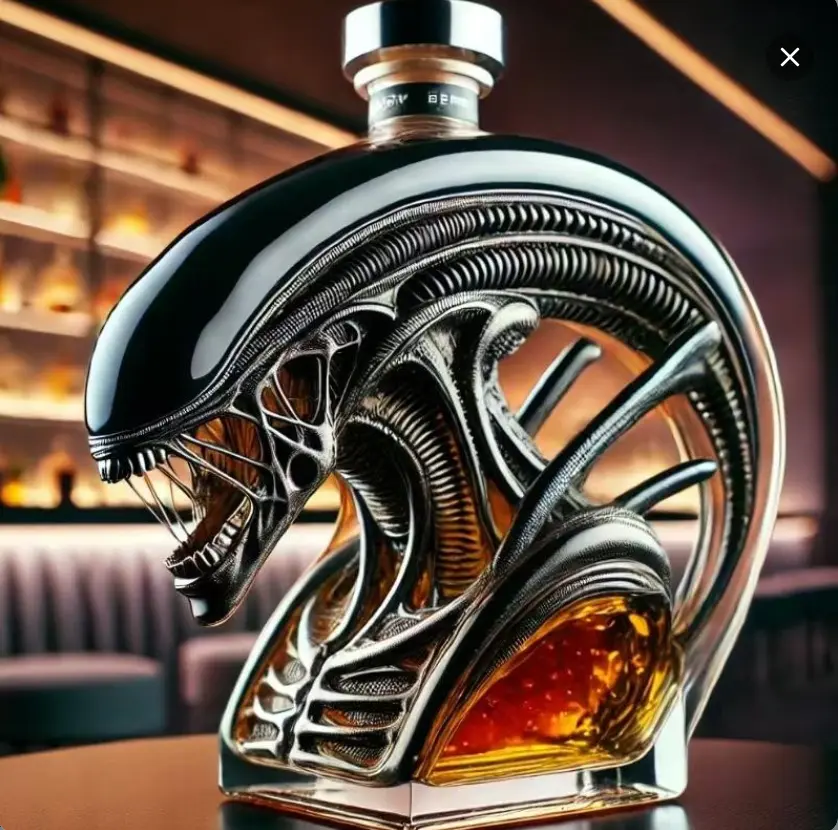 Monster Whiskey Decanter Bottle,Collectible for Sci-Fi Fans, Whiskey & Wine Srage&NoveltyDisplay Statue (Glass),Father's Day gift