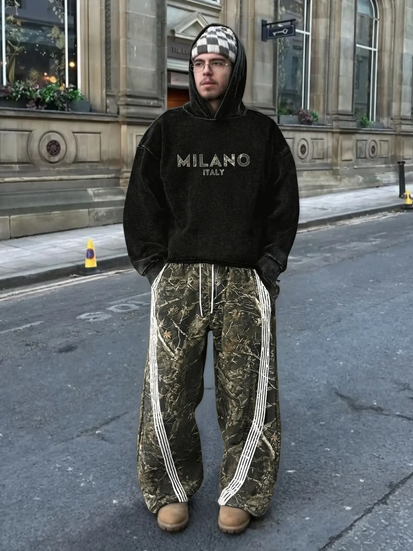 Milano Printed Street Style Hoodie and Pants Set, Comfortable Fabric, Versatile, Suitable for Daily Wear, Layered Look