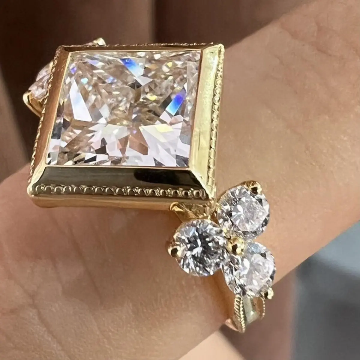 k18 IGI labgrown diamond ring 4.53g D5+0.676ct LF