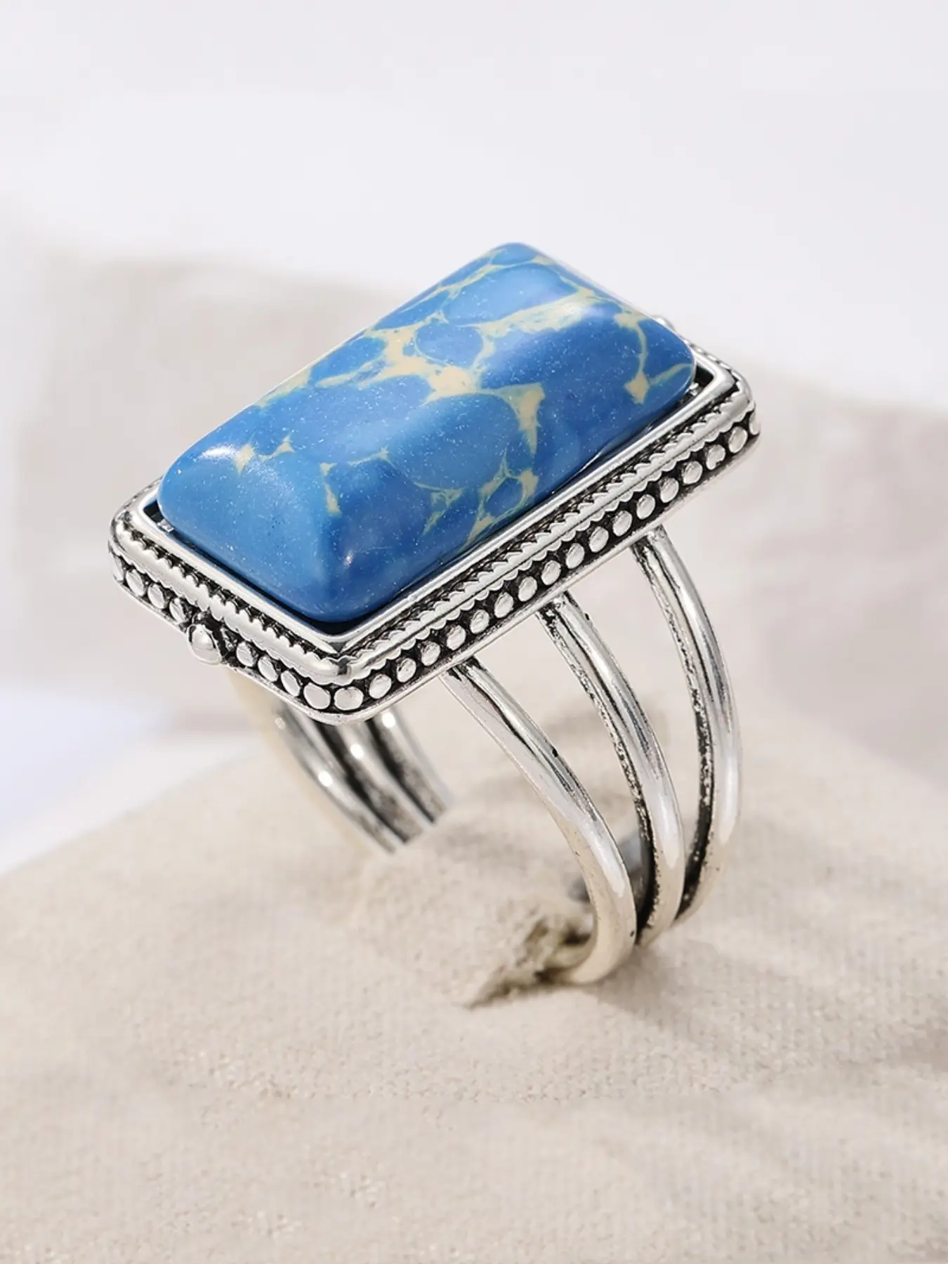 Retro Bohemian Style Synthetic Turquoise Ring, A Simple Square Jewelry Accessory for Women, Is The Perfect Choice for Daily Wear, Festivals and Vacations
