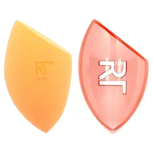 Real Techniques Miracle Complexion Sponge® + Travel Case, 2 Piece Set