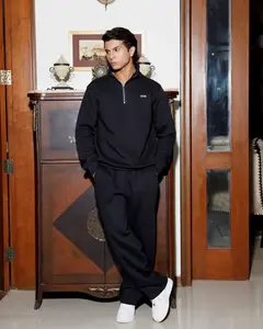 Classic Co ord Set - Regular Fit Quarter-zip Pullover & Pleated Trousers in Cotton Polyester Blend for Casual Outings