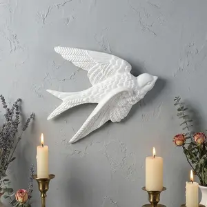 Resin Swallow Wall Hanging Decor, Vintage Flying Swallows Home Decoration, for Home Restaurant Party Wedding