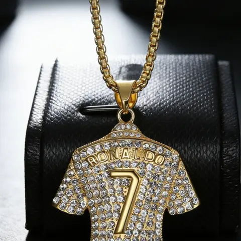 Trending Hip-Hop Streetwear Statement Jewelry Titanium Steel Gold Plated Rhinestone Ronaldo Cr7 Jersey Pendant Necklace, Exquisite Chain Jewelry, European and American Fashion Jewelry, Statement Trendy Necklace