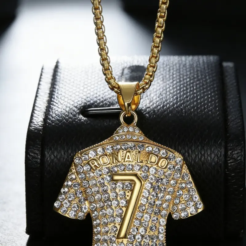 Trending Hip-Hop Streetwear Statement Jewelry Titanium Steel Gold Plated Rhinestone Ronaldo Cr7 Jersey Pendant Necklace, Exquisite Chain Jewelry, European and American Fashion Jewelry, Statement Trendy Necklace