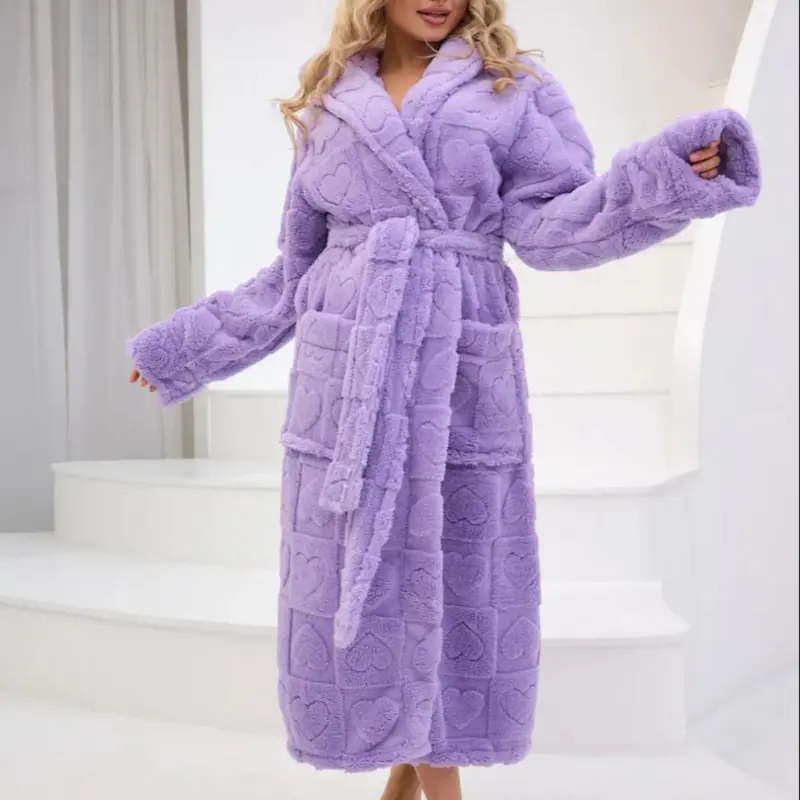 Women's Winter Coral Fleece Bathrobe, Thickened Plush Long Sleeve Chic Elegant Sleepwear, Heart Pattern Hooded Robe with Pockets, Comfortable Home Wear, Loungewear