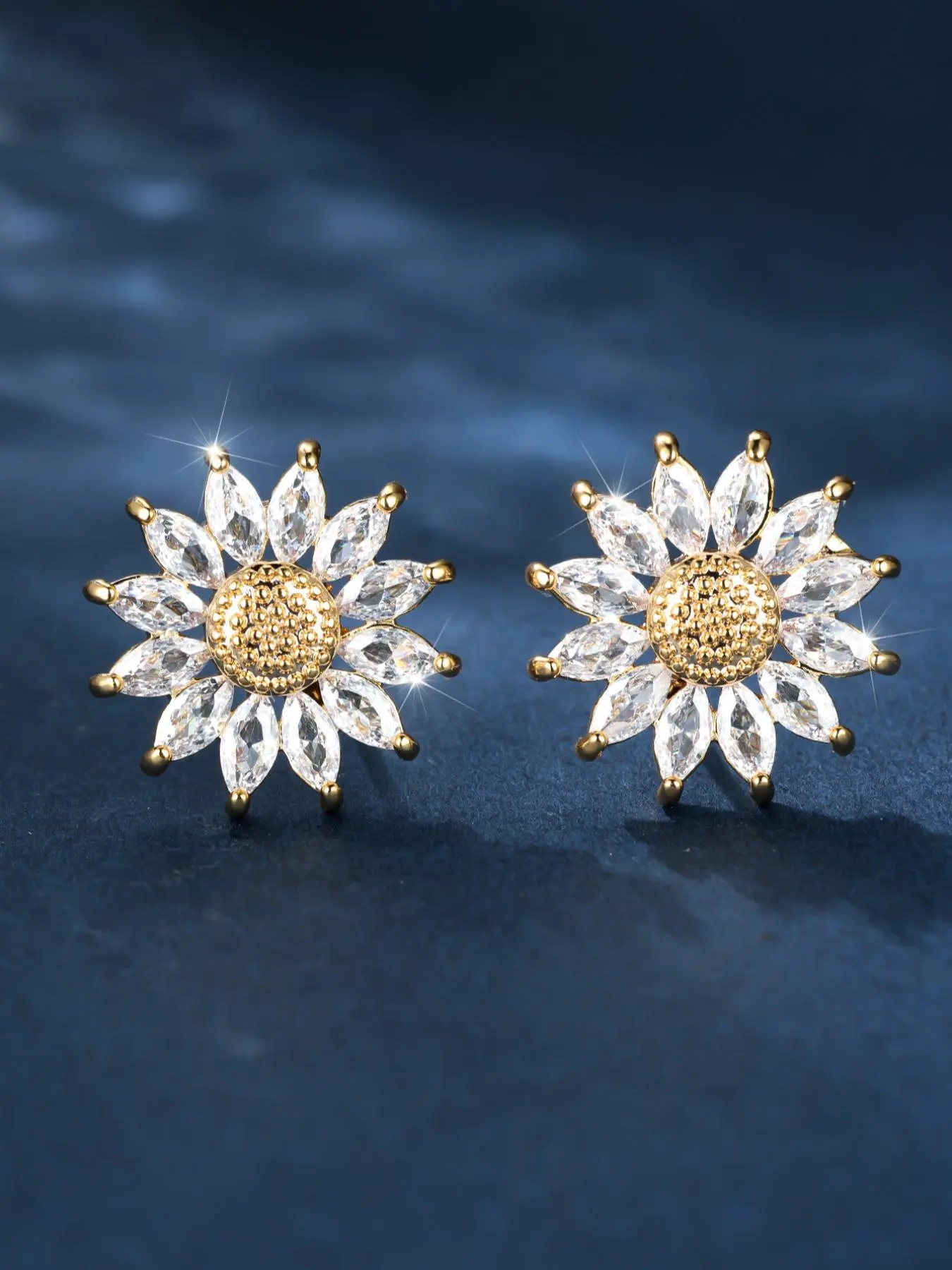 Delicate Sunflower Earrings for Women, Synthetic Zircon Studs for Birthdays and Anniversaries, Perfect Everyday Jewelry, Artificial Zircon Earrings, Floral Stud Earrings, Flower Cluster Stud, Bride Earrings, Fashionable Earrings