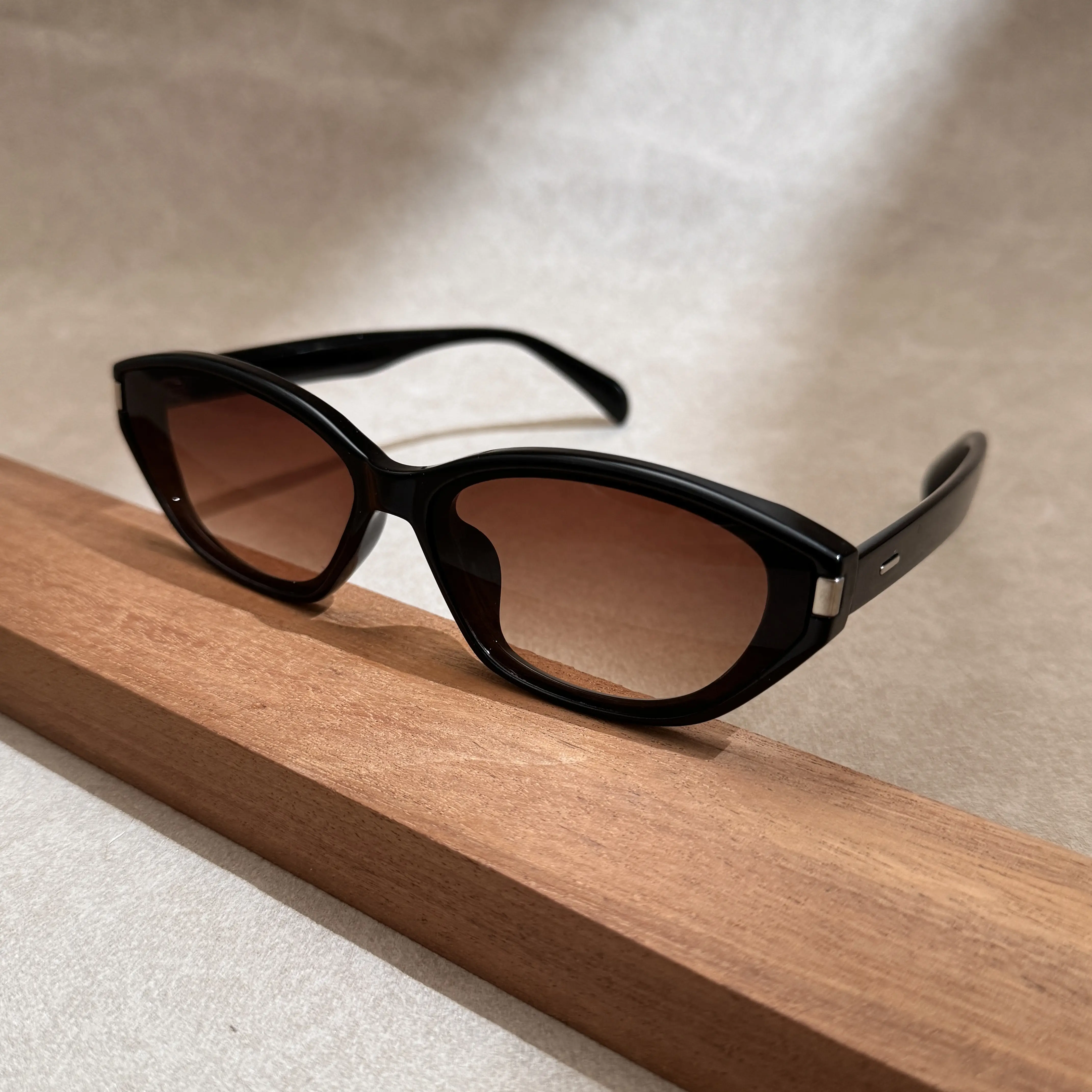 Women's Cat Eye Sunglasses - Classic Black, Leopard Print Styles - Ideal for Outdoor Activities, Daily Wear