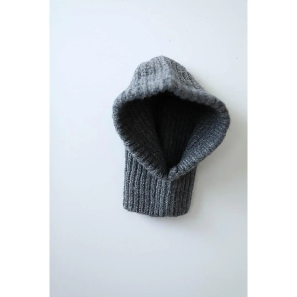 RAE: Hooded Hat Scarves RAE: Hooded Hat Scarves