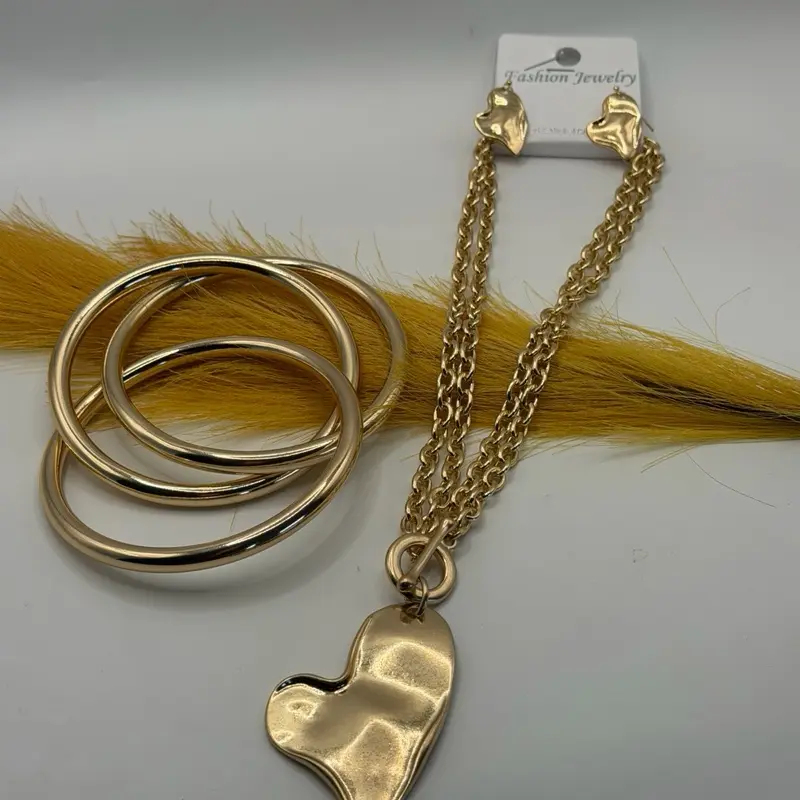 Love Note Necklace Set~G