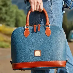 Fashionable commuting and vacation large capacity handbag, women's solid color lizard print daily shoulder crossbody bag  Luxury Leather Satchel