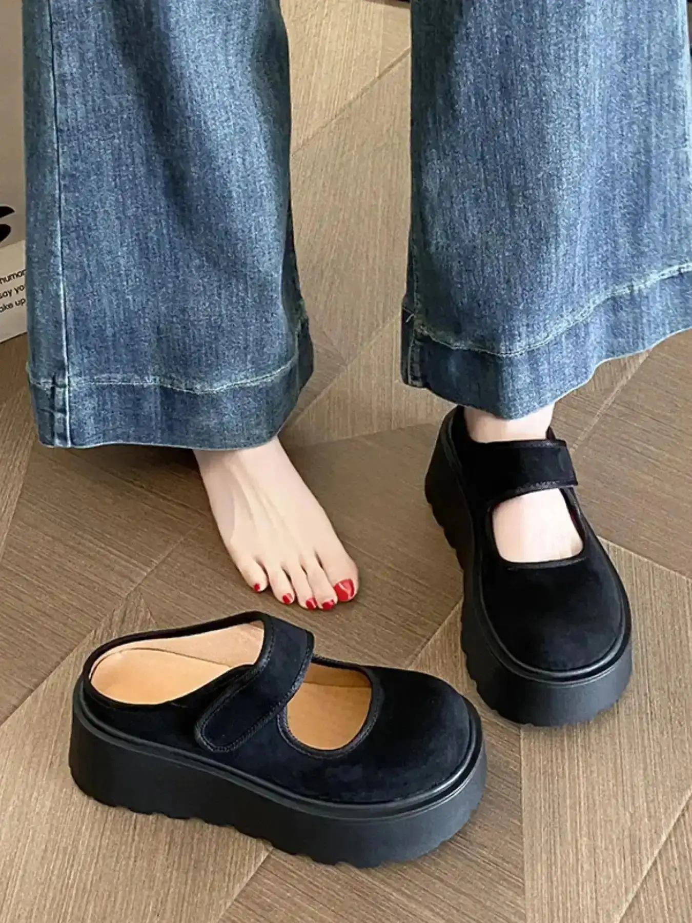 Women's Thick Sole Low Wedges Platform Fashion Comfort Slippers Buckle Strap Design Casual Single Shoe Backless Style Versatile Outdoor Wear snug morning comfortable relaxation chill indoor soft night Chic Platform Pair