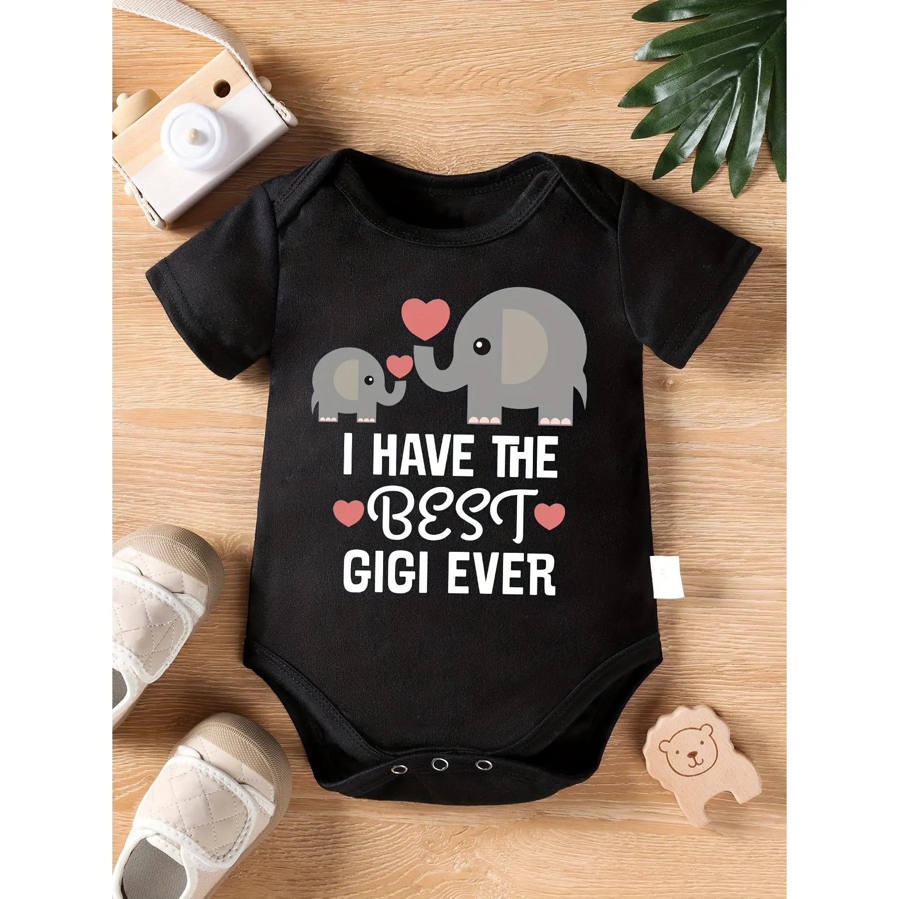 Lovely "I Have the Best Gigi" Elephant Printed Girls' Jumpsuit-100% Soft Cotton, Casual Short Sleeve round Collar Design, with Heart-Shaped Decoration, Perfect Choice for Outdoor Wear in Spring and Summer, Suitable for Outdoor Activities