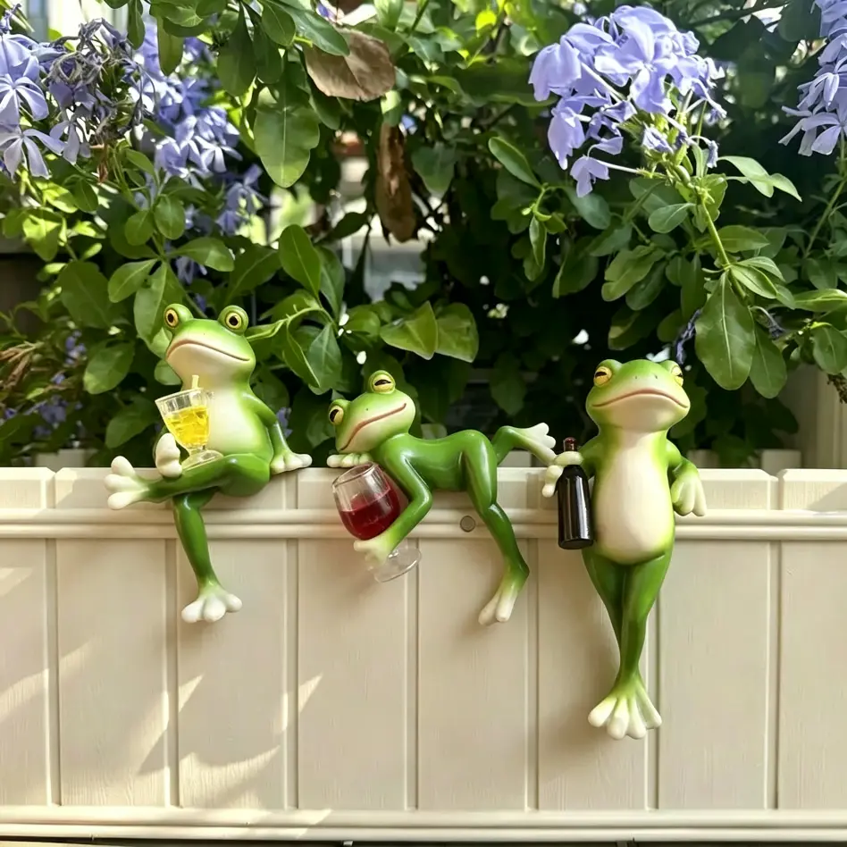 3PCS Playful Frog Theme Decorations - Outdoor/Indoor Ornaments for Aquariums, Flower Pots, Garden Landscaping