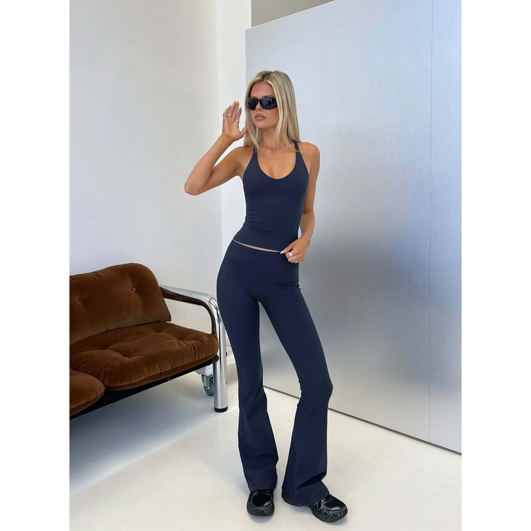 Energize Active Invisible Scrunch Flare Leggings Navy