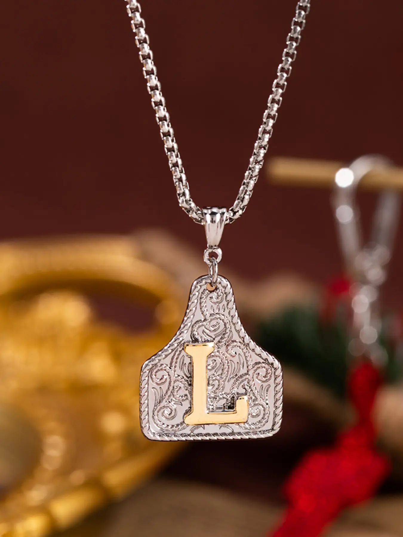 Geometric Cowboy Style Jacket Design 26 Letter Alphabet Detail Pendant Necklace, Stainless Steel Chain Jewelry, Fashionable Jewelry Accessories, Gift for Valentine's Day & Birthdays, Initials Necklace