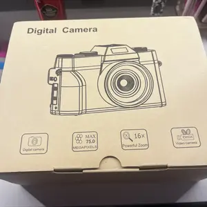 4k digital camera,vlogging camera, with 180°Flip Screen cameras for pictures,16x Digital Zoom，mic for camera vlog,32G TF Card video camera ,Perfect Birthday & Holiday Gift Choice(Black/Pink)