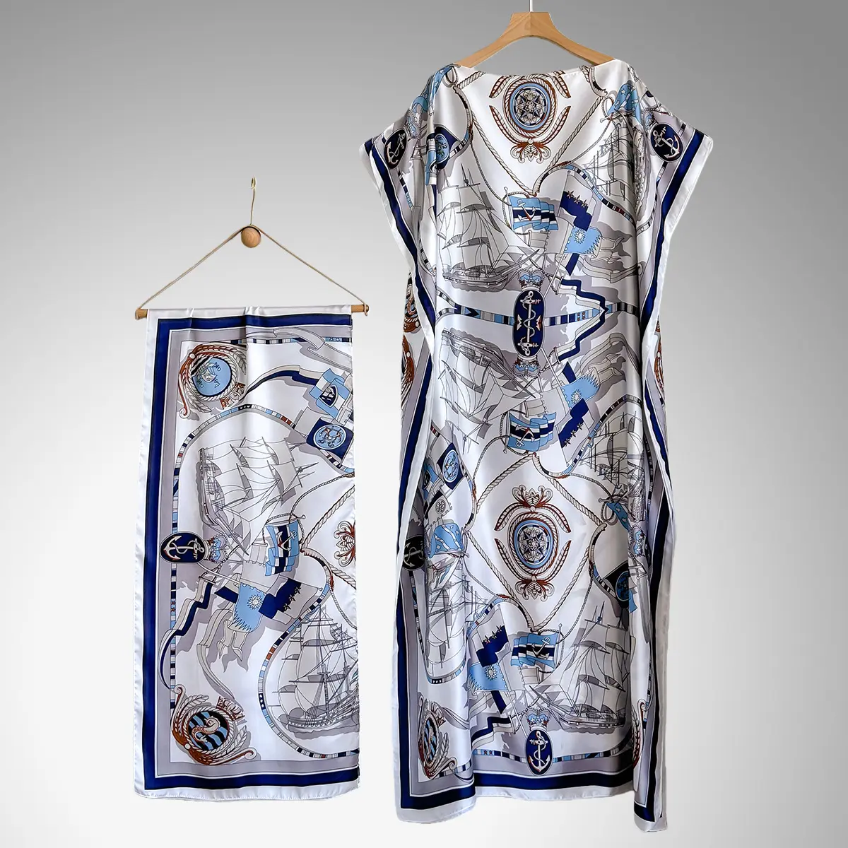 118 White Blue Chain