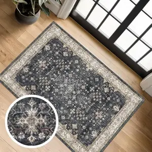 Retro Persian entrance carpet, a small-sized carpet suitable for use at entrances, kitchens, bathrooms, and doorways. For indoor use, it is stain-resistant and fade-resistant, featuring a gray-black floral country-style decoration.