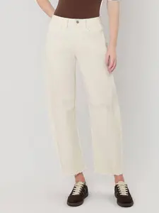 Flying Monkey • High Rise Barrel Jeans - Ecru
