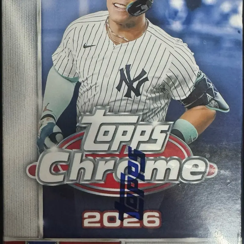 2026 Topps chrome baseball pack from value box