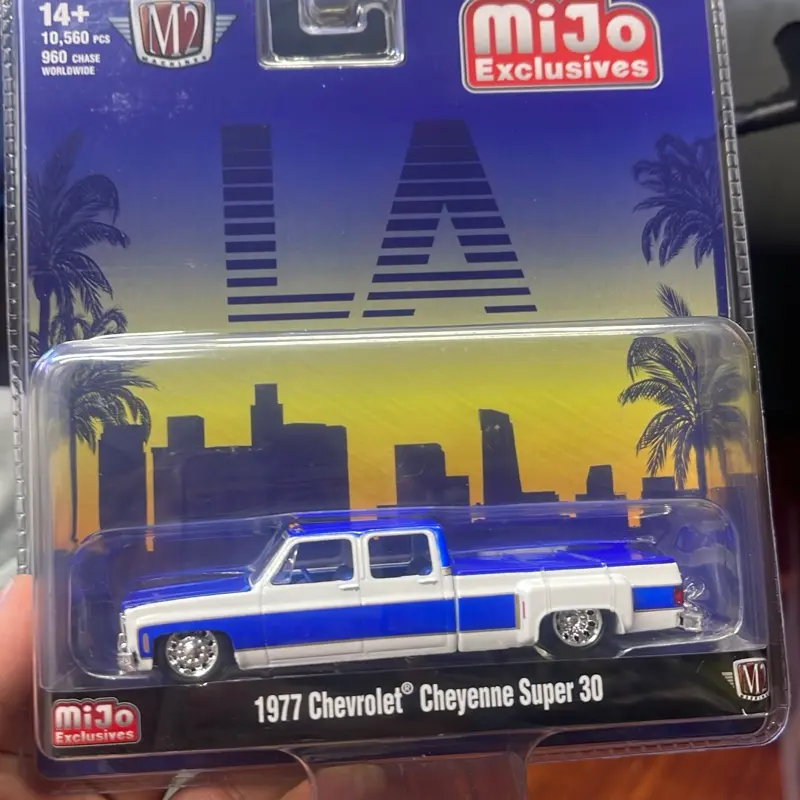 M2 truck