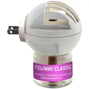FELIWAY Classic Calming Kit, Helps Reduce Stress, Anxiety & Scratching in Cats