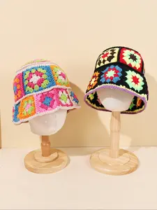 Handmade Crochet Hollow 3D Flower Knitted Cap, Fitted Casual Style for All Seasons, Perfect for Daily Wear & Fashion Accessories, Fashion Matching Hat