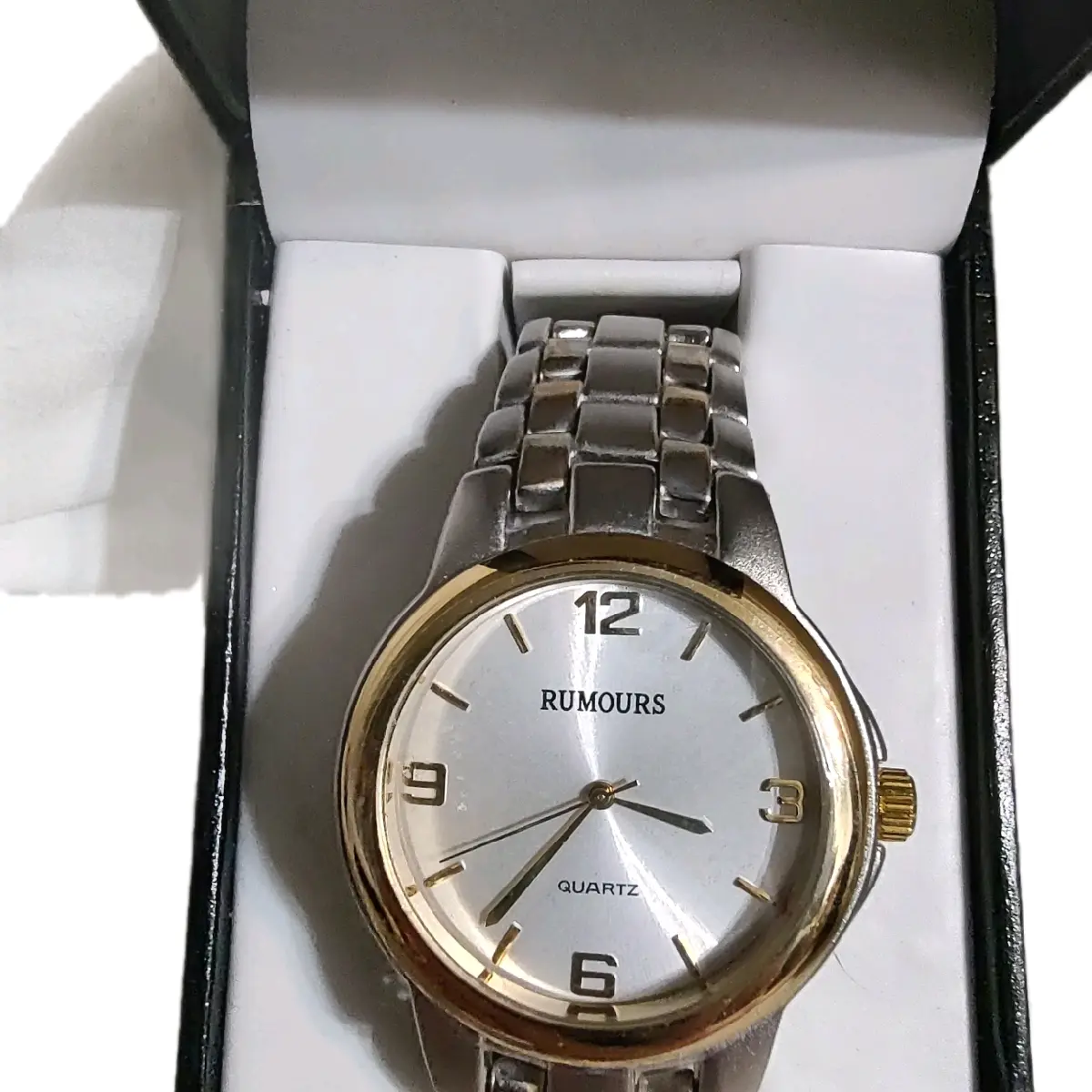 Rumors Ladies Watch with Stainless Steel Strap - TikTok Shop display picture 2