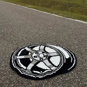HE37 Wheel Tufted Floor Rug  non-slip backing 30 x 30 inches