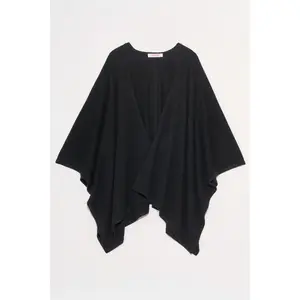 Lillia Cape in Cashmere