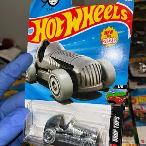 Hot Wheels Pass 'N Go Drop Tops Monopoly Silver 1:64 Diecast Car