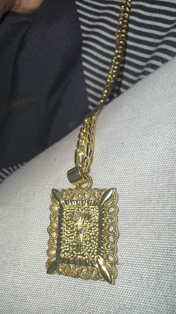 Item: Golden, Letter T necklace