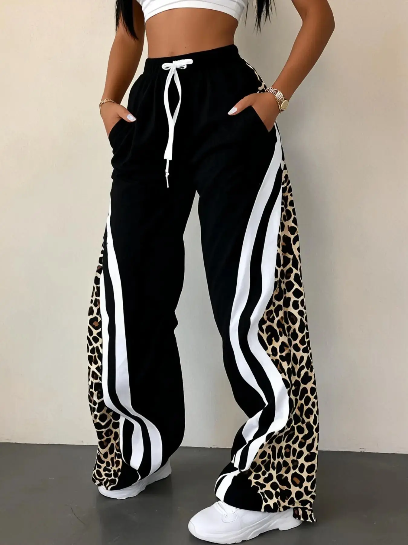 Plus Size Leopard Print Patchwork Women's Sweatpants Drawstring Waist Athleisure Sport Pants Printed Style, Comfortable and Stylish Casual Wear for All Seasons, Premium Quality, Everyday Essential, Easy Fit