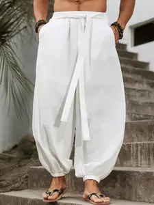 Men's Large Size Casual White Pants, Lightweight Breathable Design, Suitable for Outdoor Adventure, Durable Pocket Details